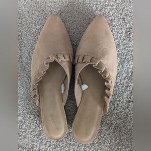 Universal Thread Tan Mules with Ruffle Detail